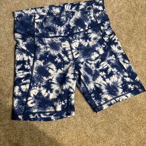 GAP Blue Tie-Dye Biker Shorts – Women’s Petite Large (PL)